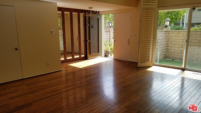 Building Photo - 13210 Fiji Way