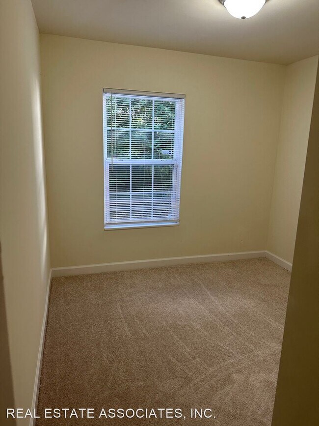 Foto del edificio - 4 br, 3.5 bath House - 4127 Lillington Drive