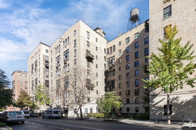 Building Photo - 29-45 E Ninth St