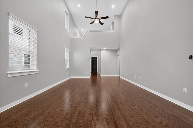 Foto del edificio - 6904 Pleasanton Pkwy
