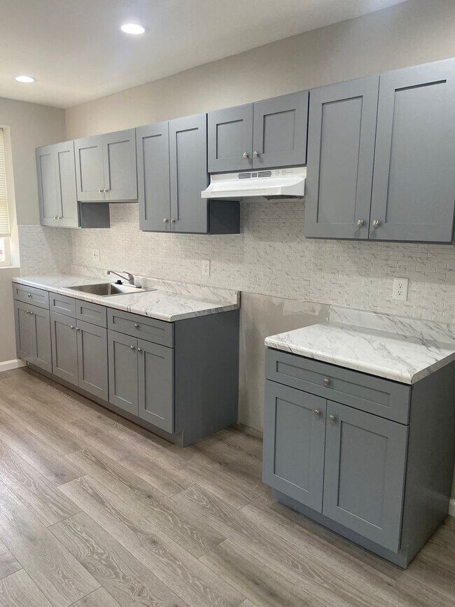 Foto del edificio - Remodeled  Home - Ogontz