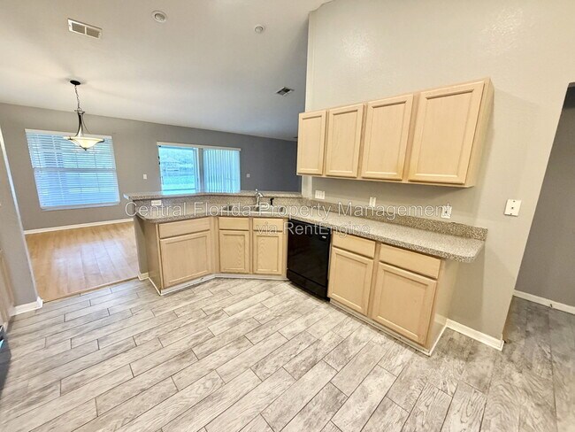 Foto del edificio - 3805 Springlake Village Ct