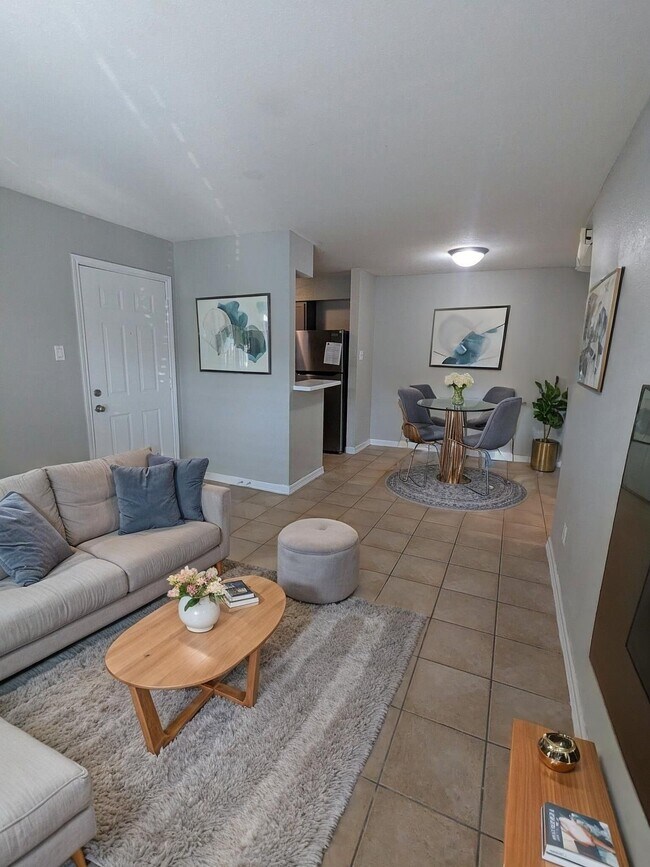 Foto del edificio - 13480 S Thorntree Dr