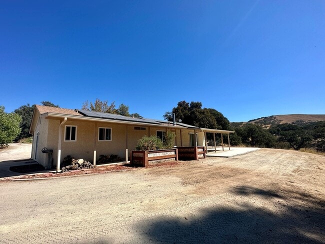 Foto del edificio - Beautiful 3-bedroom 2 bath Single Family T...