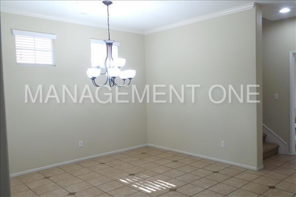 Building Photo - 3272 Garons Ln