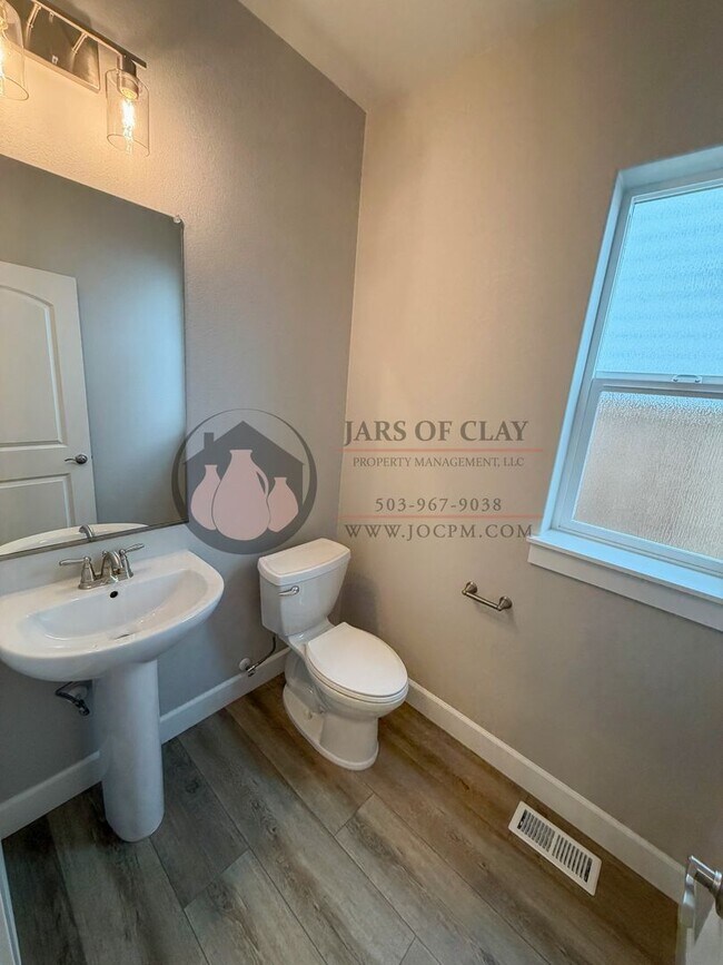 Foto del edificio - 1329/1331 #2023-LL765