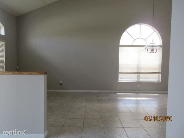 Building Photo - 4 br, 2.5 bath House - 9620 Tavernier Dr