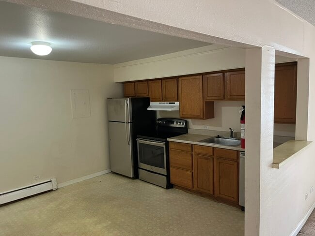 Building Photo - 3345 W 53rd Ave