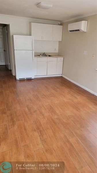 Foto del edificio - 5935 Taft St