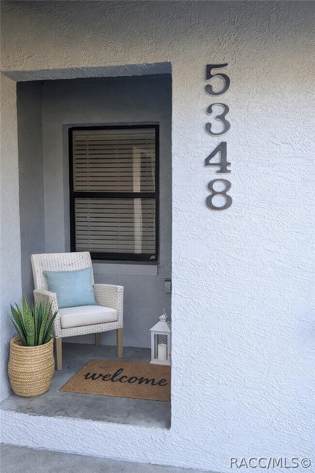 Foto del edificio - 5348 W Customer Ct