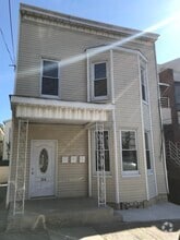 Building Photo - 224 67th St