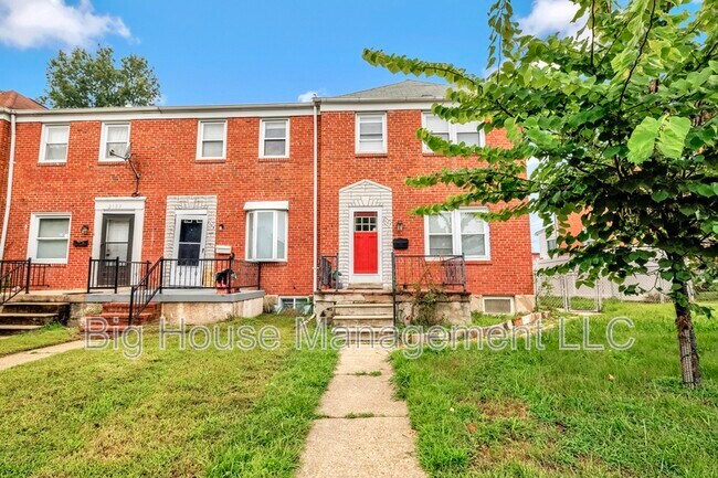 Photo - 2107 Hawthorne Rd Townhome