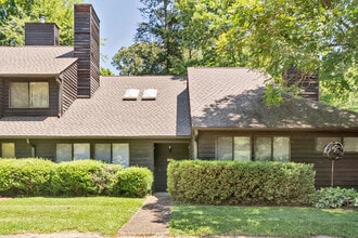 Building Photo - 1543 Birnam Dr
