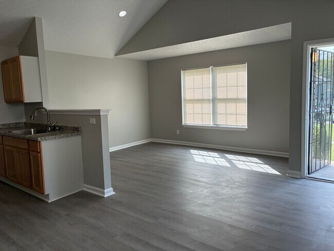 Foto del edificio - Cozy Ranch in Shawnee