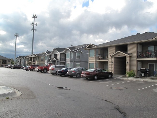 Building Photo - 2349 Eagle Dr