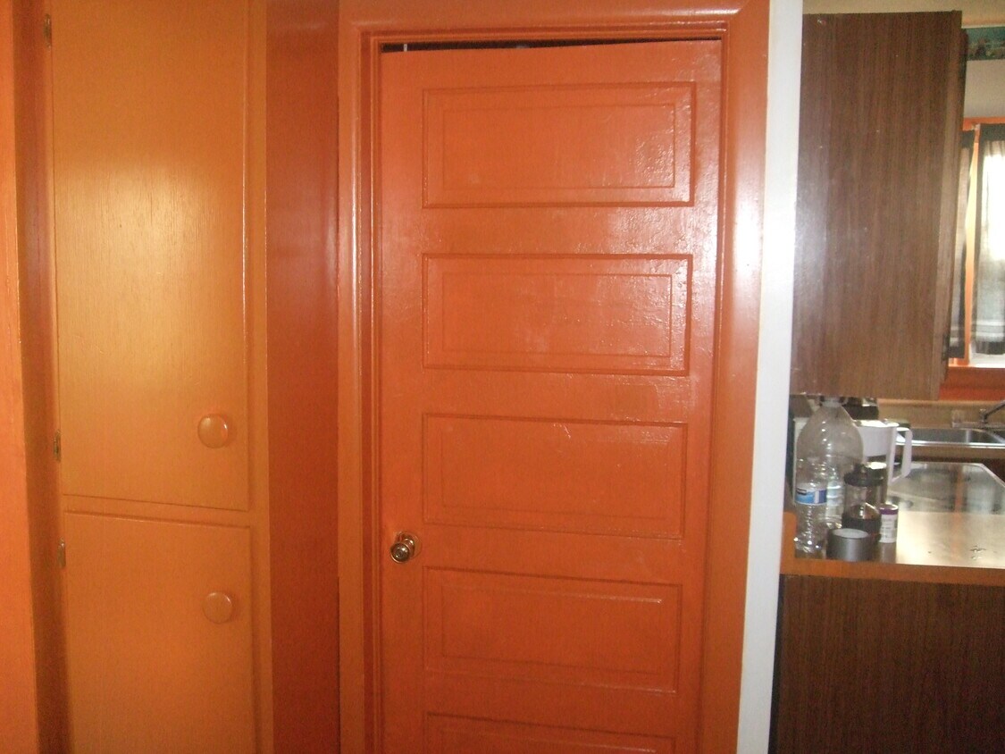 2107 Jefferson St, Lexington, MO 64067 House Rental in Lexington, MO