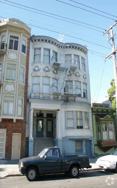 Foto principal - 1763 McAllister St