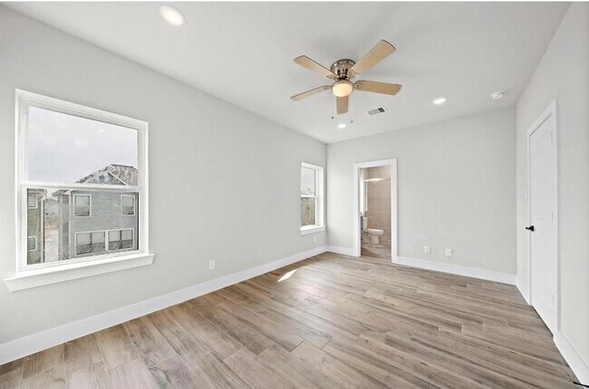 Foto del edificio - 232 W 28th St
