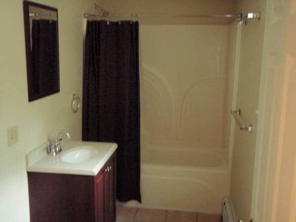 Primary Photo - 28 Center St