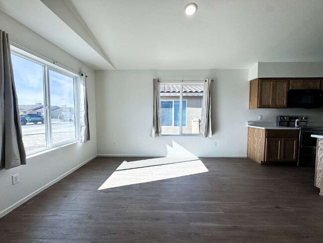 Foto del edificio - NEWLY BUILT 3-Bed, 2-Bath Home in Yuma!"