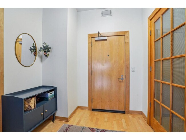 Foto del edificio - 401 N 2nd St