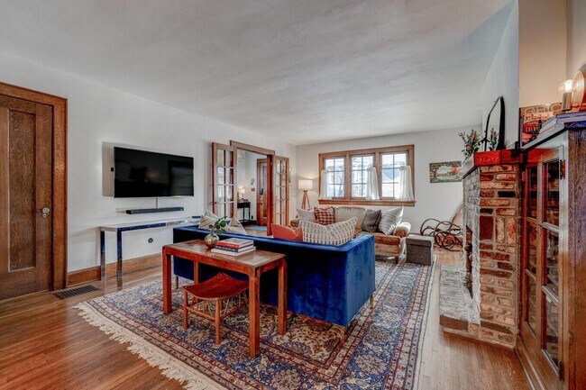 Foto del edificio - 2681 Summit St