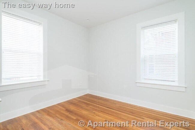 Foto del edificio - 19A Forest St Unit #32