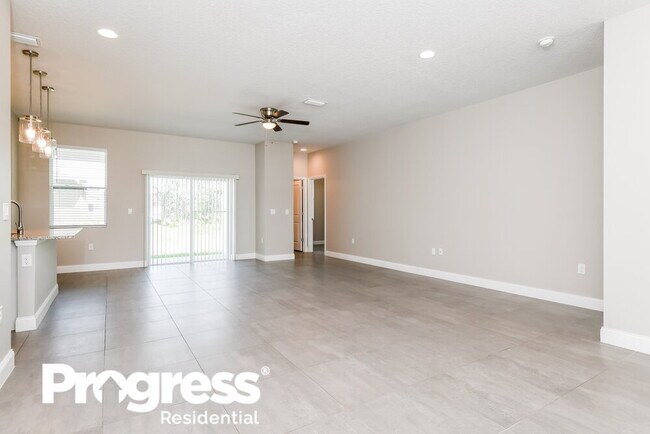 Building Photo - 100 Orchid Ct