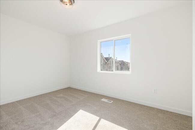 Foto del edificio - Stunning New Townhome in Gresham - 1 Months Free!