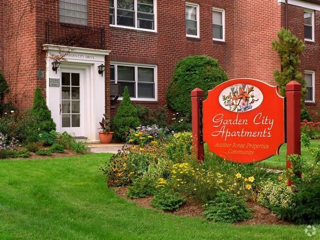 Foto principal - Garden City Apartments