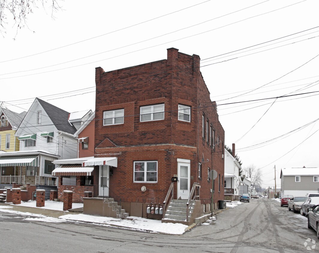 Primary Photo - 310 29th St