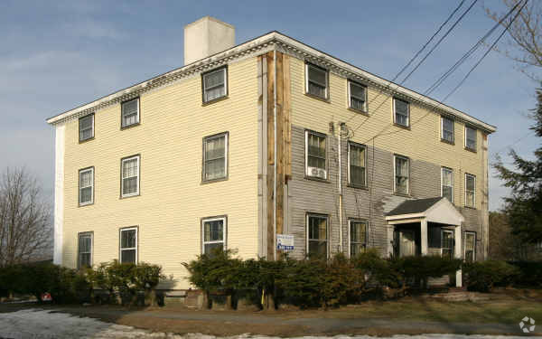Primary Photo - 23 Pleasant St