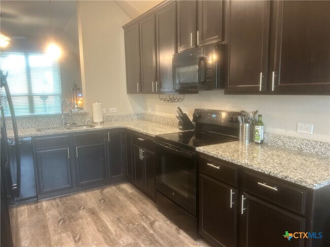 Foto del edificio - 3514 Addison St