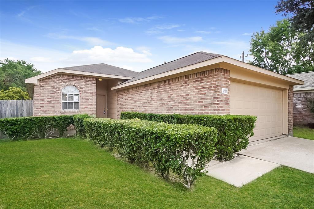 5220 Rockwood Dr, Rosenberg, TX 77471 House Rental in Rosenberg, TX