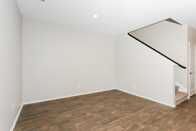 Building Photo - 2407 Georgina Falls Dr