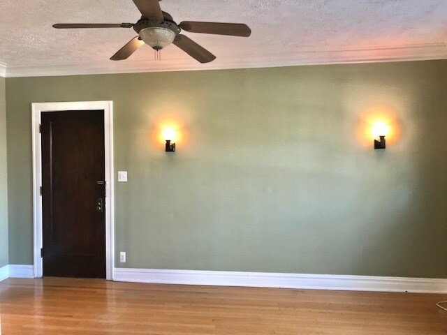 Foto del edificio - 211 W Quincy St