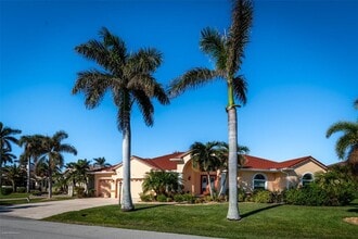 Building Photo - 518 St Girons Ct