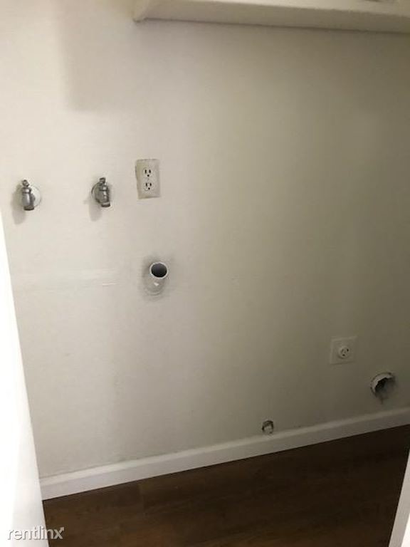 Building Photo - 2 br, 1 bath Apartment - 5627 E Balch Ave