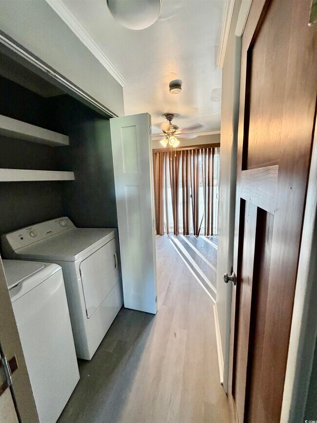 Foto del edificio - 4115 Little River Rd