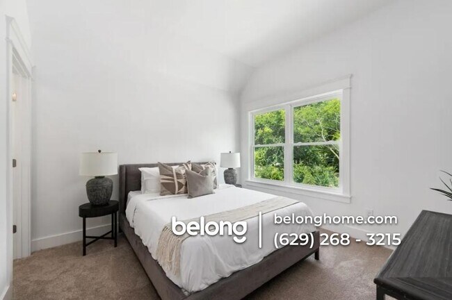 Foto del edificio - 802 Briar Cir