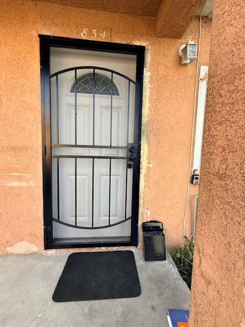 Building Photo - 834 Rosecrans Ave