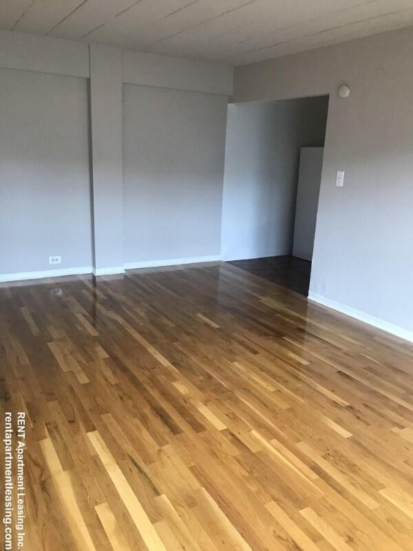 Foto del edificio - 1360 W Touhy Ave