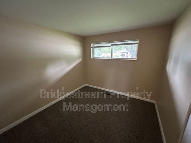 Building Photo - 4187 Cordell Dr