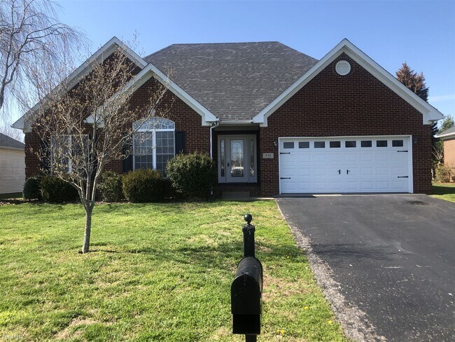Foto del edificio - 4 br, 3 bath House - 711 Muirfield Cir 711...