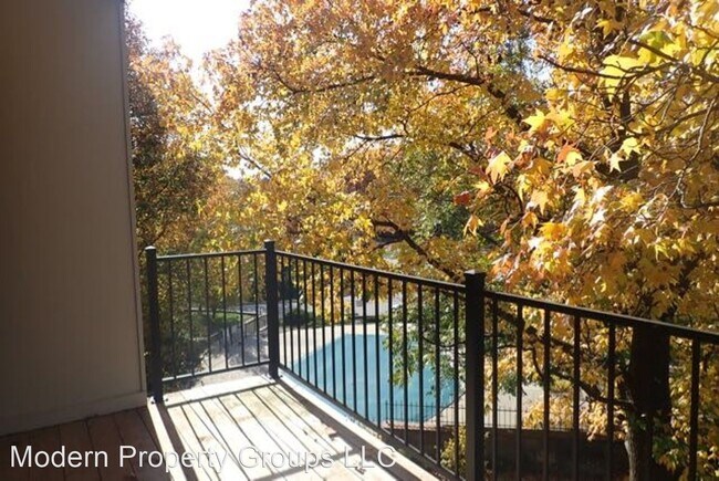 Foto del edificio - 1 br, 1 bath House - 2710 W. Rollins Rd - D15