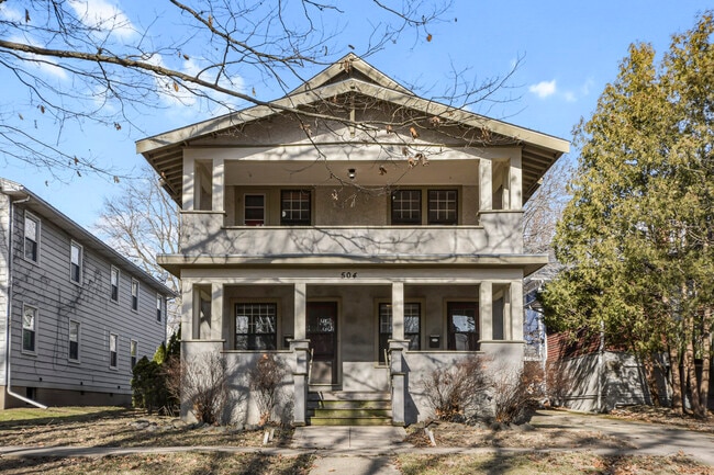 Building Photo - 504 W White St