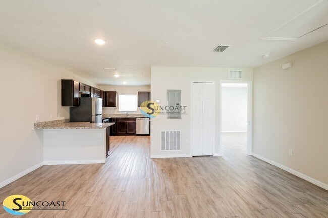 Foto del edificio - 8094 Juniper Rd