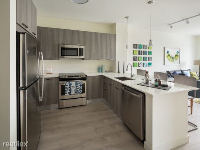 Building Photo - 3 br, 2 bath  - 150 Heard St Apt 314