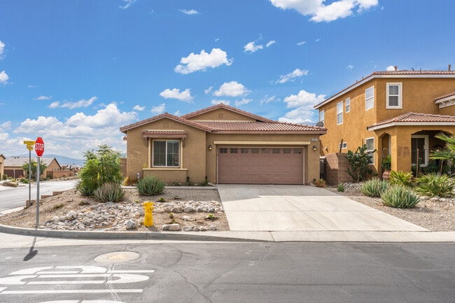 Foto del edificio - 62855 Kitetail Dr