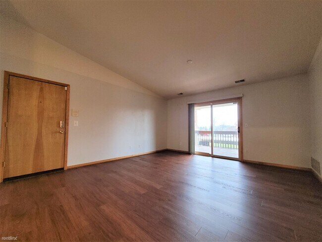Building Photo - 2 br, 2 bath Condo - 45848 Prairiegrass Ct